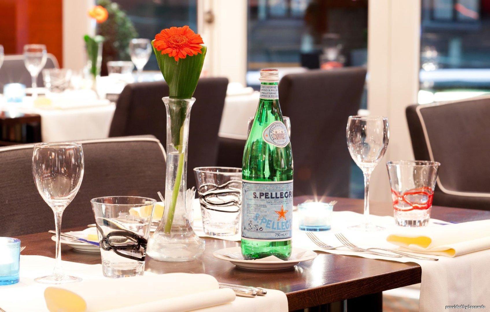 Hotel Restaurant De Zwaan ラールテ エクステリア 写真